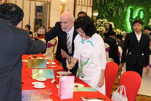 「2016年慶國慶聯歡晚會」暨「民生脈絡智庫」成立就職典禮