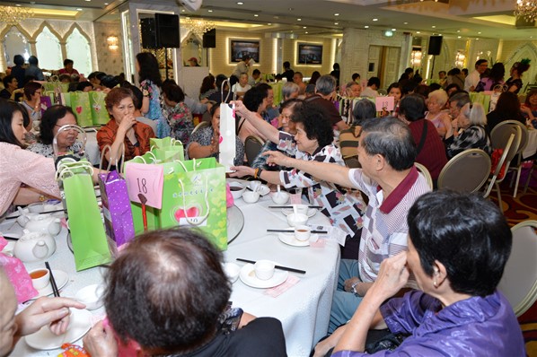 「頌親恩，助更生」下午茶座