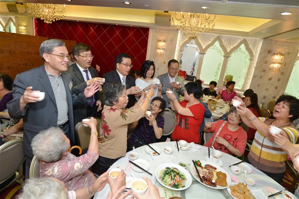 「頌親恩，助更生」下午茶座