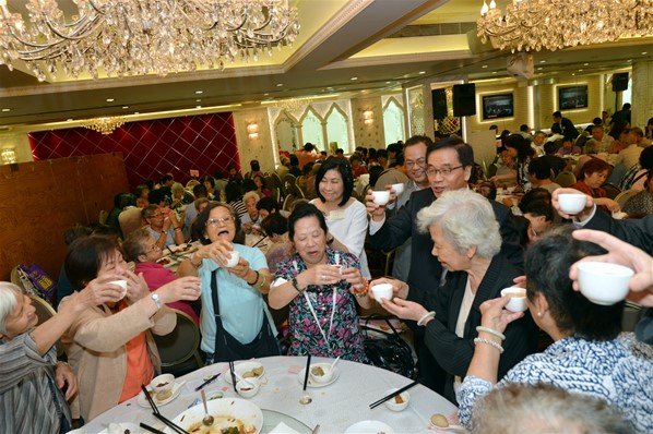 「頌親恩，助更生」下午茶座