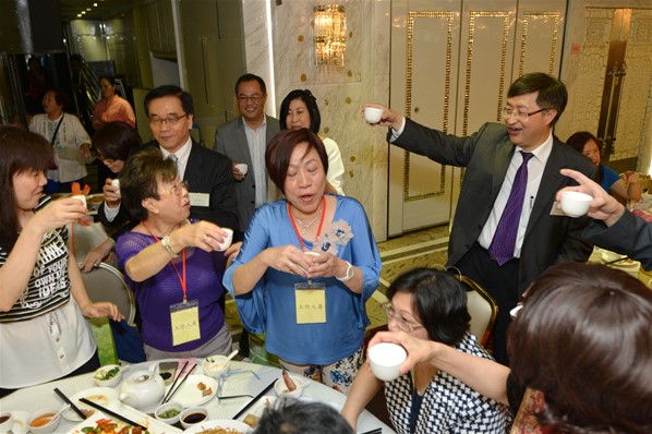 「頌親恩，助更生」下午茶座