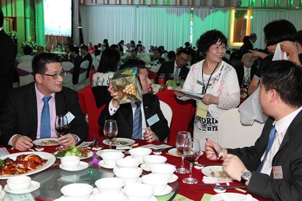 「2016年慶國慶聯歡晚會」暨「民生脈絡智庫」成立就職典禮