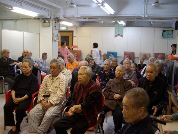 九龍城工商業聯會商界顯愛心