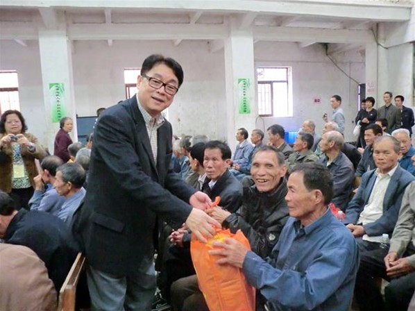 愛心送暖顯鄉情敬老活動