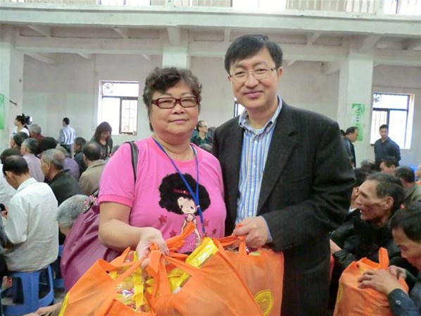 愛心送暖顯鄉情敬老活動