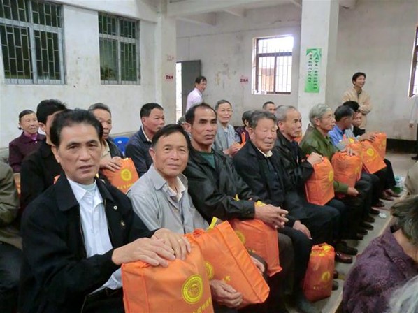 愛心送暖顯鄉情敬老活動