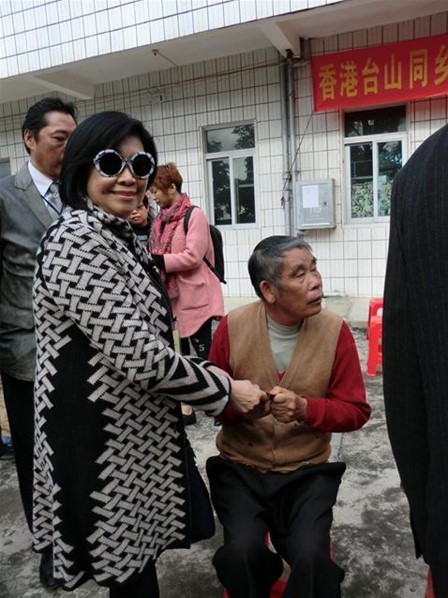 愛心送暖顯鄉情2016