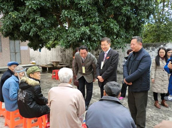 愛心送暖顯鄉情2016