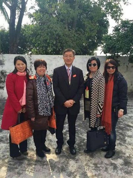 愛心送暖顯鄉情2016