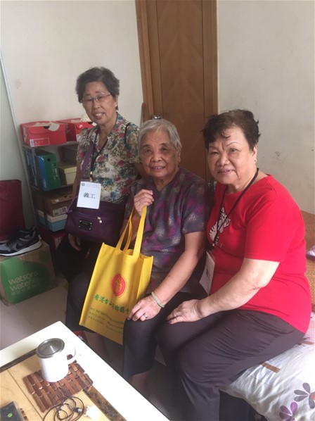 中秋敬老派月餅探訪活動