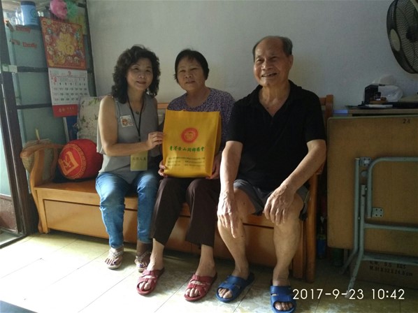 中秋敬老派月餅探訪活動