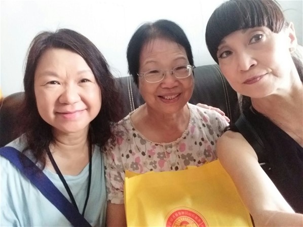 中秋敬老派月餅探訪活動